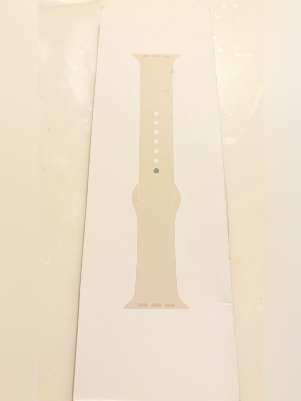 Apple White Silicone Sport Strap
Band for Apple Watch SE MPN
ZM826-12929-A